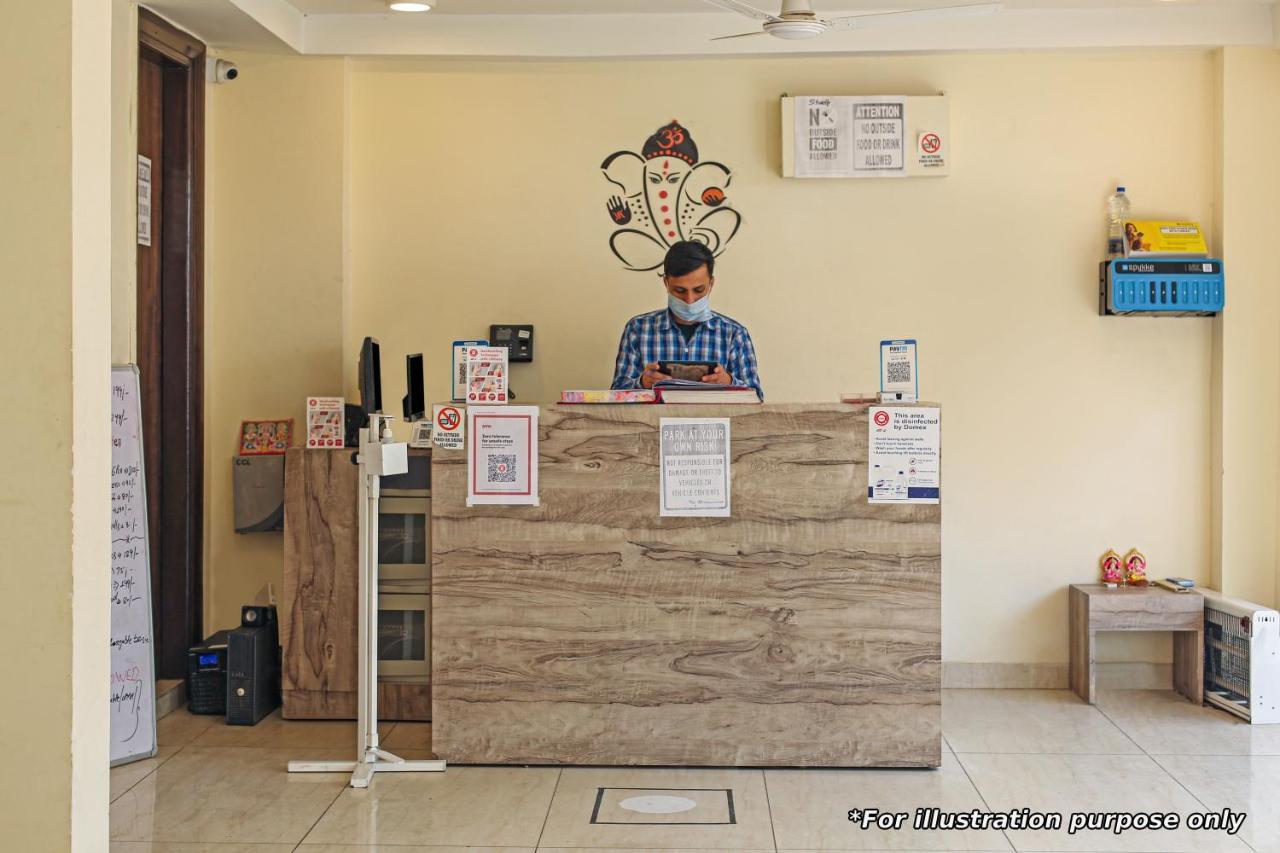 Oyo Flagship 81055 Hotel Barsana Phaphamau Exterior foto